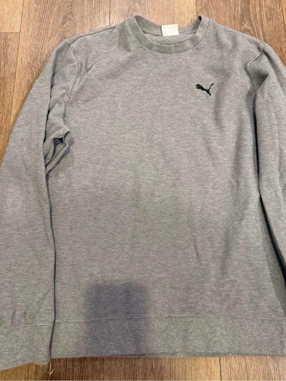 Men’s Large Puma Grey Crewneck Shirt
